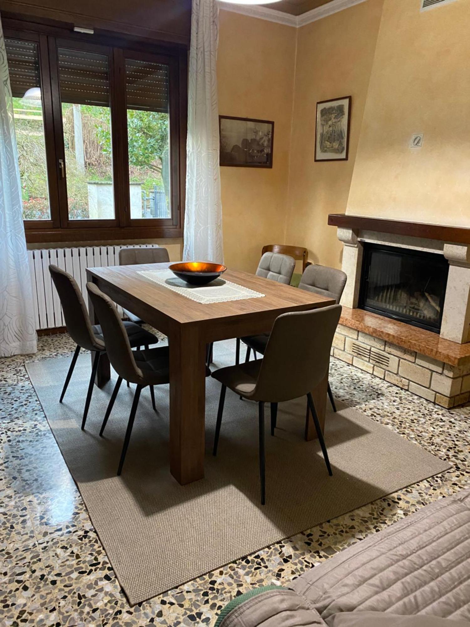 Gere House Appartement Lezzeno Buitenkant foto